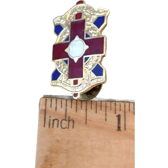 Authentic US Army 382nd Field Hospital Unit DI DUI Pin Insignia G23 - Picture 2 of 6